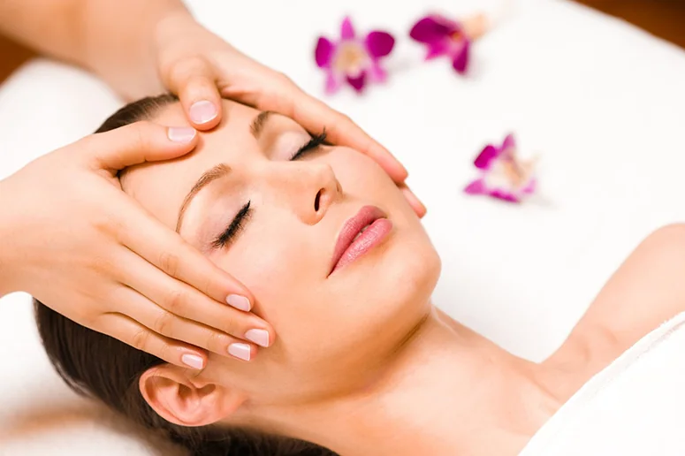 Facial skincare treatment